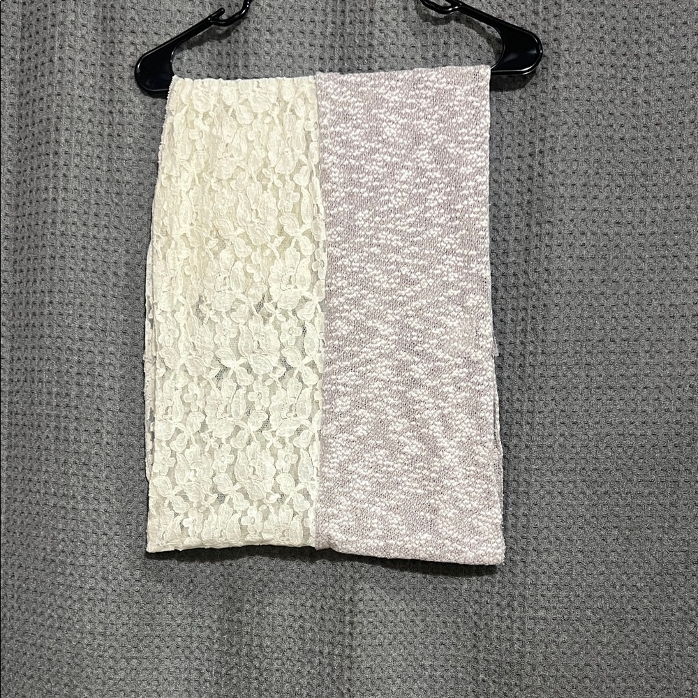 Chic Cream and Gray Lace Scarf